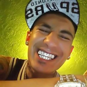 Meet your Posher, Augusto